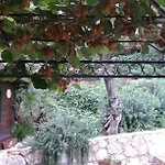 Couette-café La Maison Galu' 4*