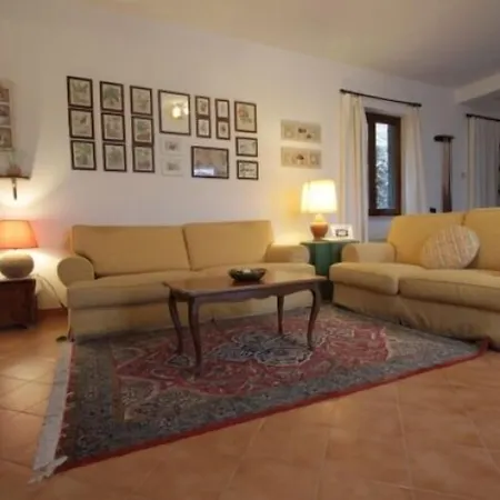 Bed & Breakfast La Maison Galu' 4*