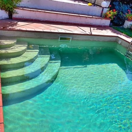 La Maison Galu' Bed & Breakfast 4*