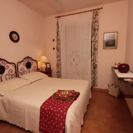 Bed & Breakfast La Maison Galu' 4*