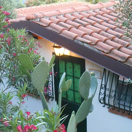 Bed & Breakfast La Maison Galu' Itri