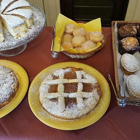 Bed & Breakfast La Maison Galu' 4*