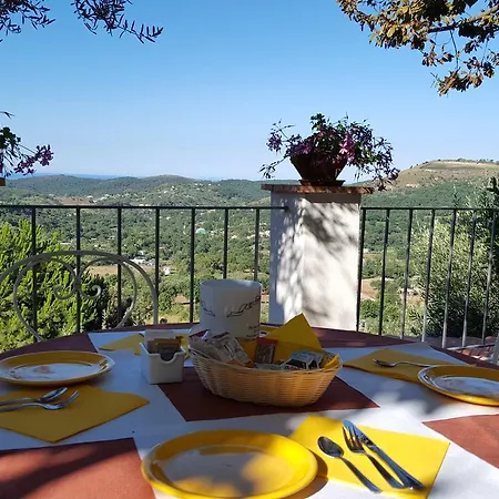 Bed & Breakfast La Maison Galu' 4*